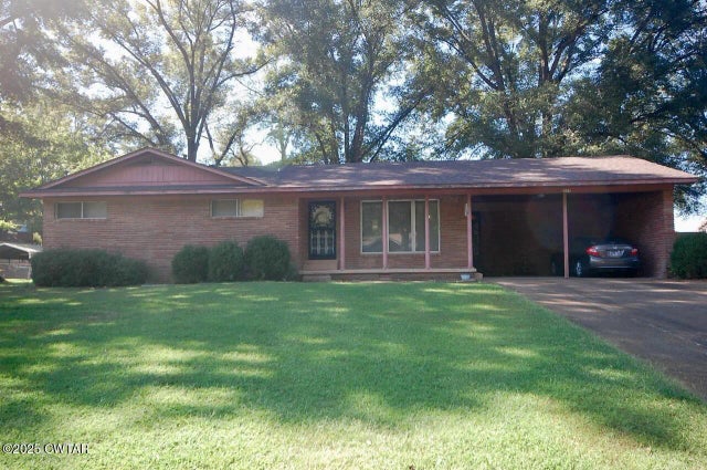 5003 Dolly Tom Drive, Milan