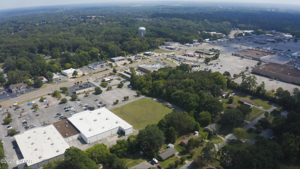 2129 N Highland Avenue, Jackson