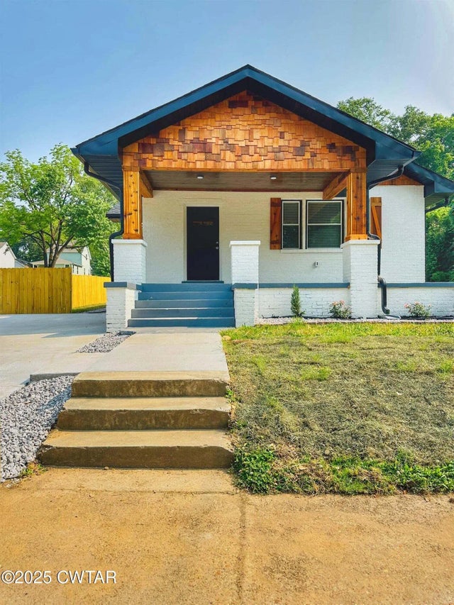 125 Hatton Street, Jackson