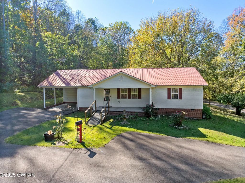 616 Old Sh 69, Sugar Tree