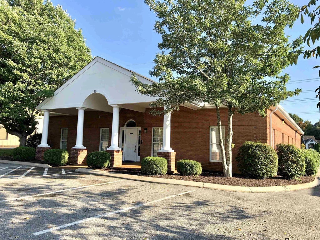 50 Volunteer Boulevard, Jackson