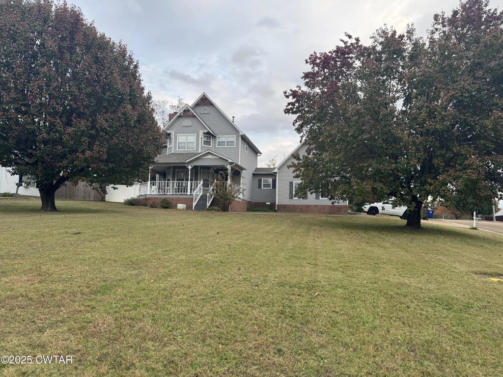 65 Oak Crest Street, Lexington