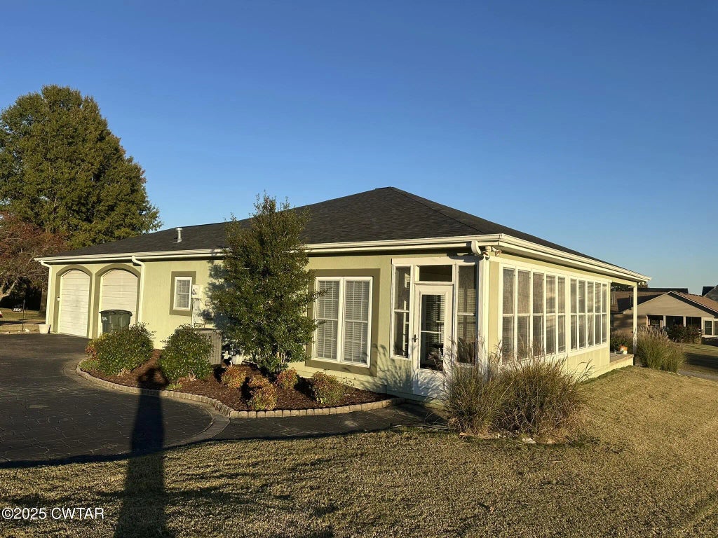 333 Wynridge Drive, Troy