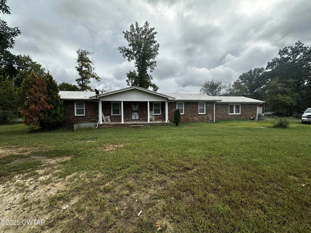 1705 Tn-100, Decaturville