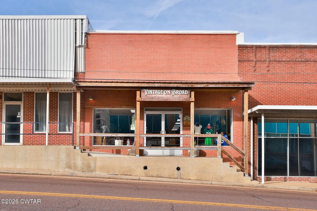 112 Broad Street, Greenfield