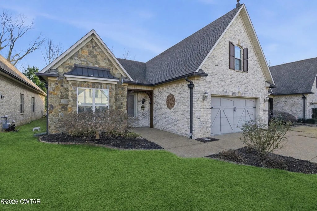 26 Water Ridge Place, Jackson