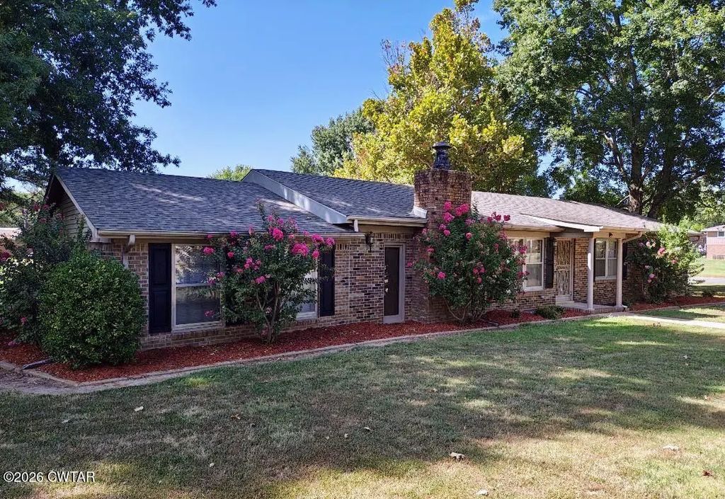 706 Scenic Hills Drive, Newbern