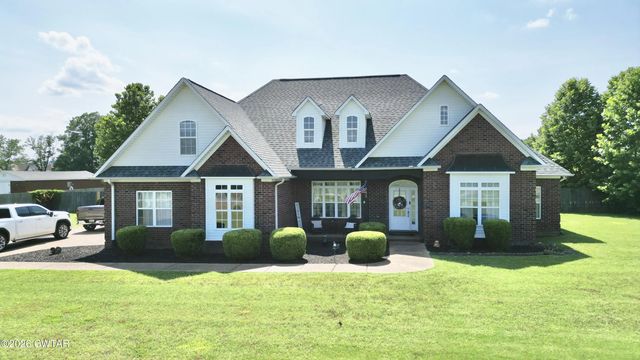 643 Blackmon Street, Medina