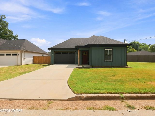 120 E Grand Street, Jackson
