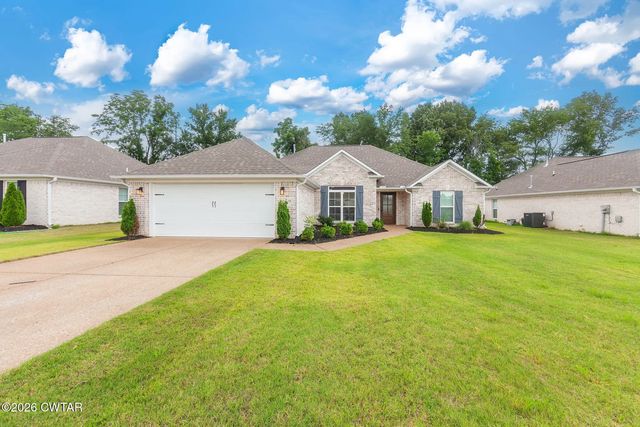 54 Golden Brooke Drive, Jackson