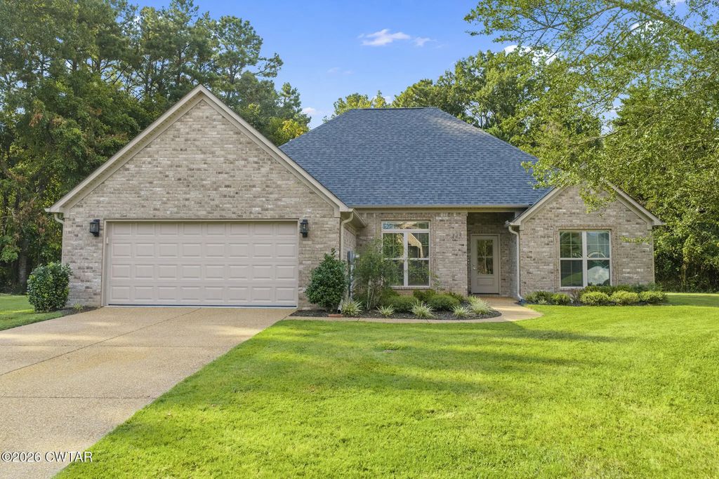 145 Silverdale Cove, Jackson