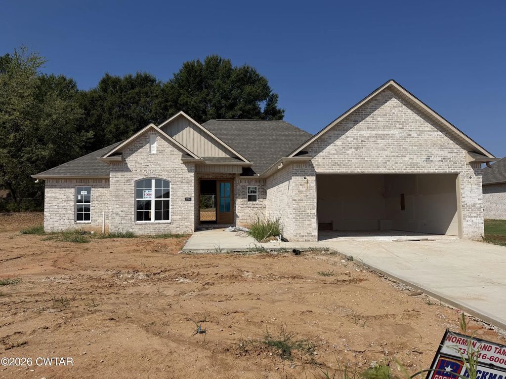 1068 Southern Hills Drive, Milan