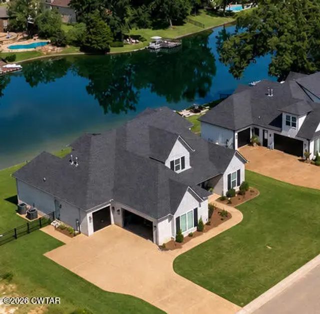 148 Lake Breeze Drive, Jackson