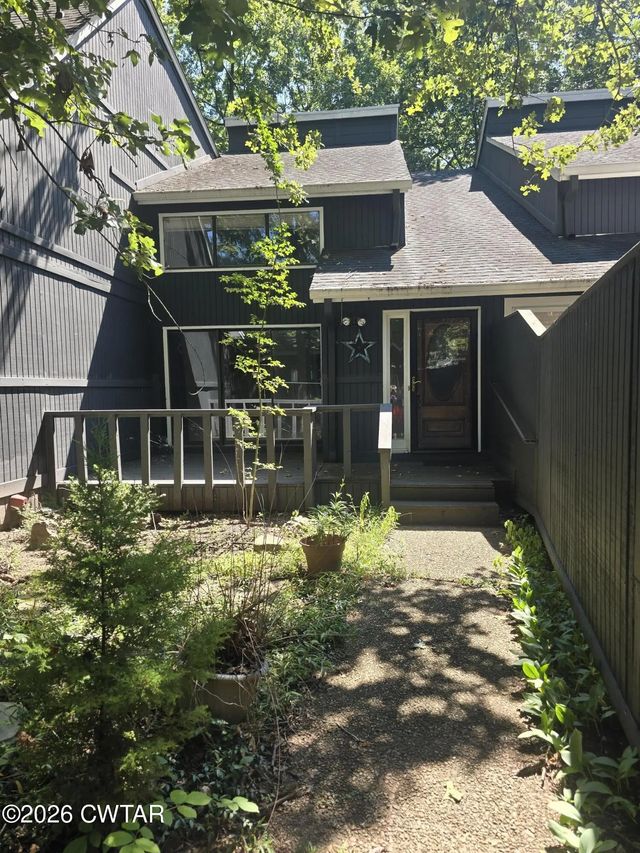 1104 North Parkway, Jackson