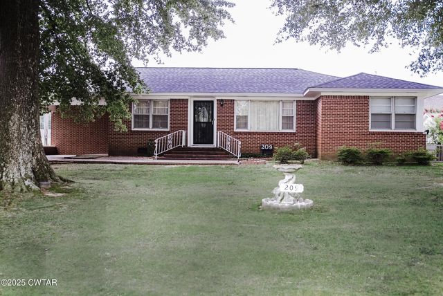 209 Hillside Street, Kenton