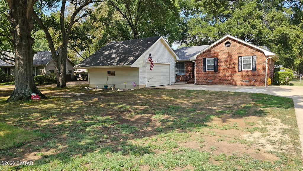 2407 Stoneville Street, Dyersburg