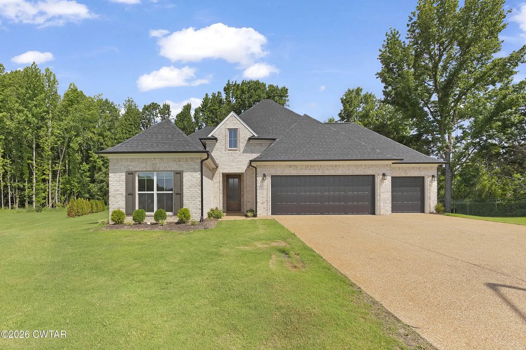 27 Engel Cove, Jackson