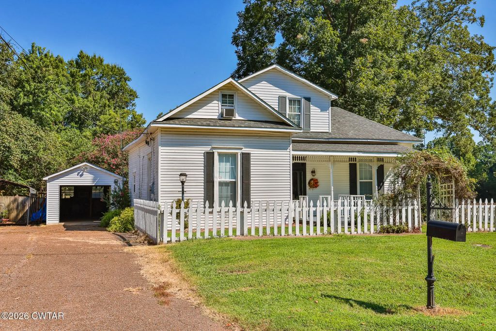 414 W Knox Street, Rutherford
