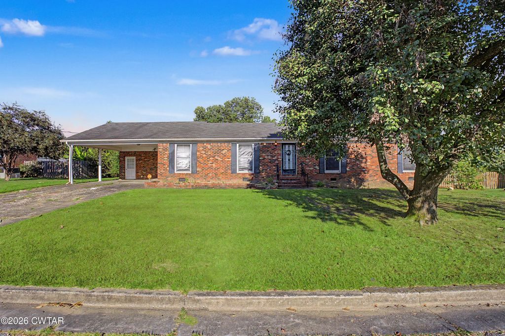 136 Hillcrest Drive, Brownsville