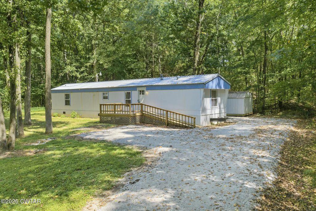 112 White Cemetery Rd, Wildersville