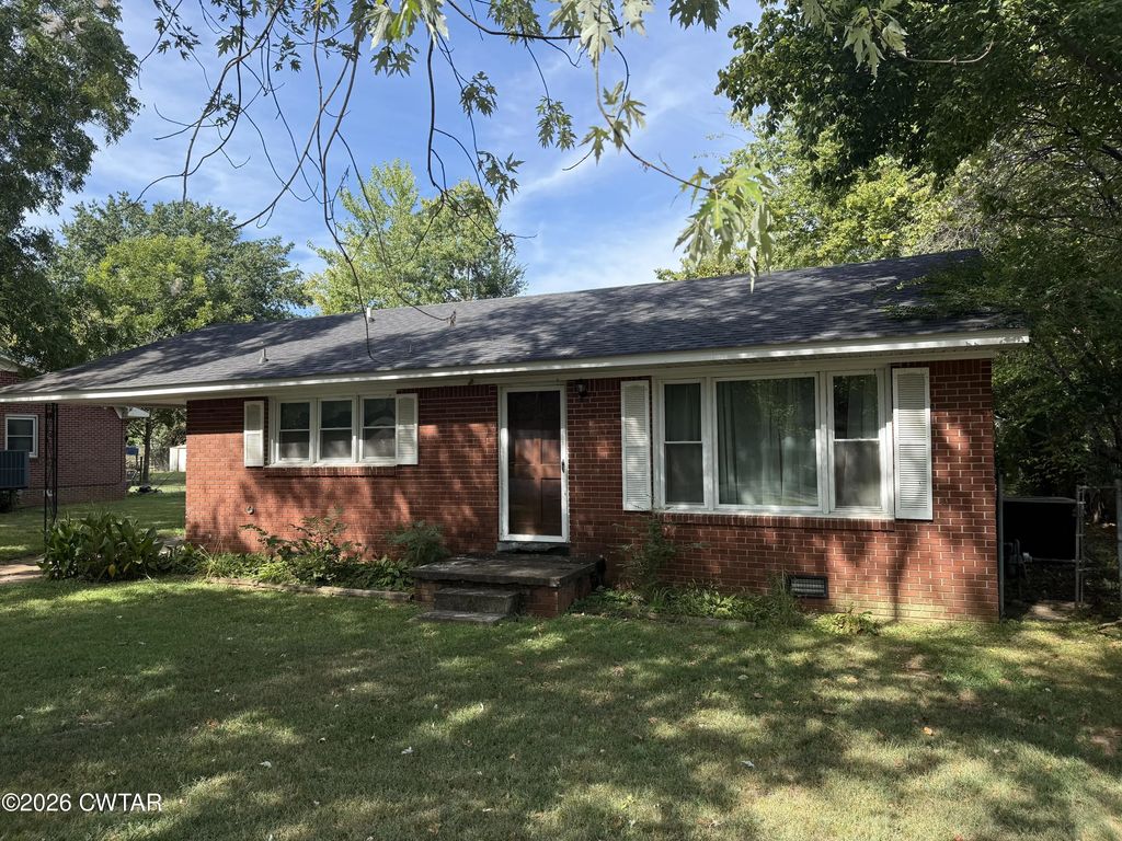 533 Weaver Street, Lexington