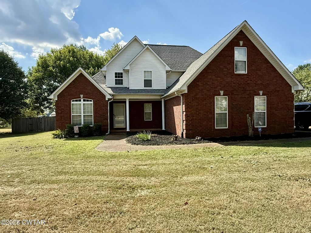 137 Dana Drive, Medina