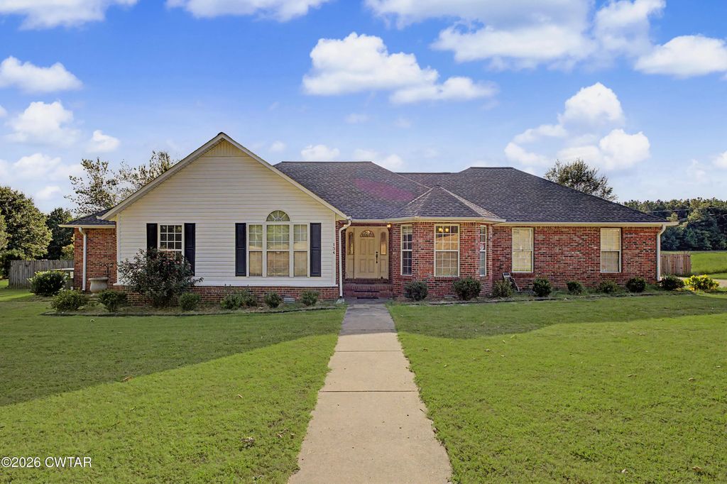 134 Country Lane, Brownsville