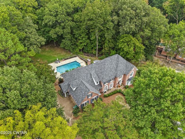 20 Deepwood Drive, Jackson
