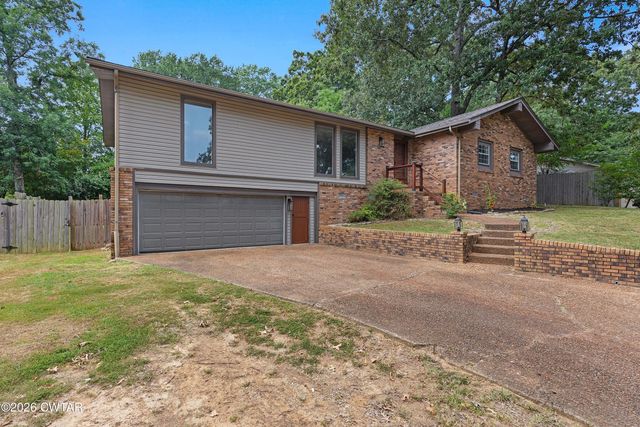 77 Hansford Place, Jackson