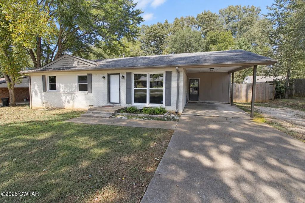 110 Circle Drive, Lexington