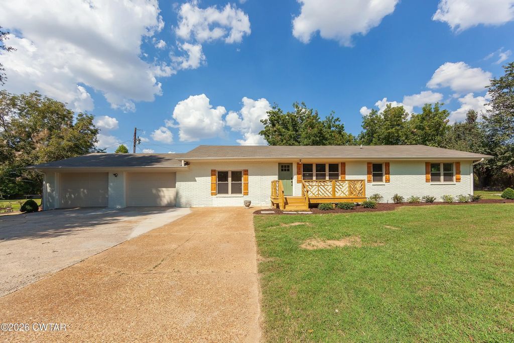 3643 Lower Jackson Road, Bells