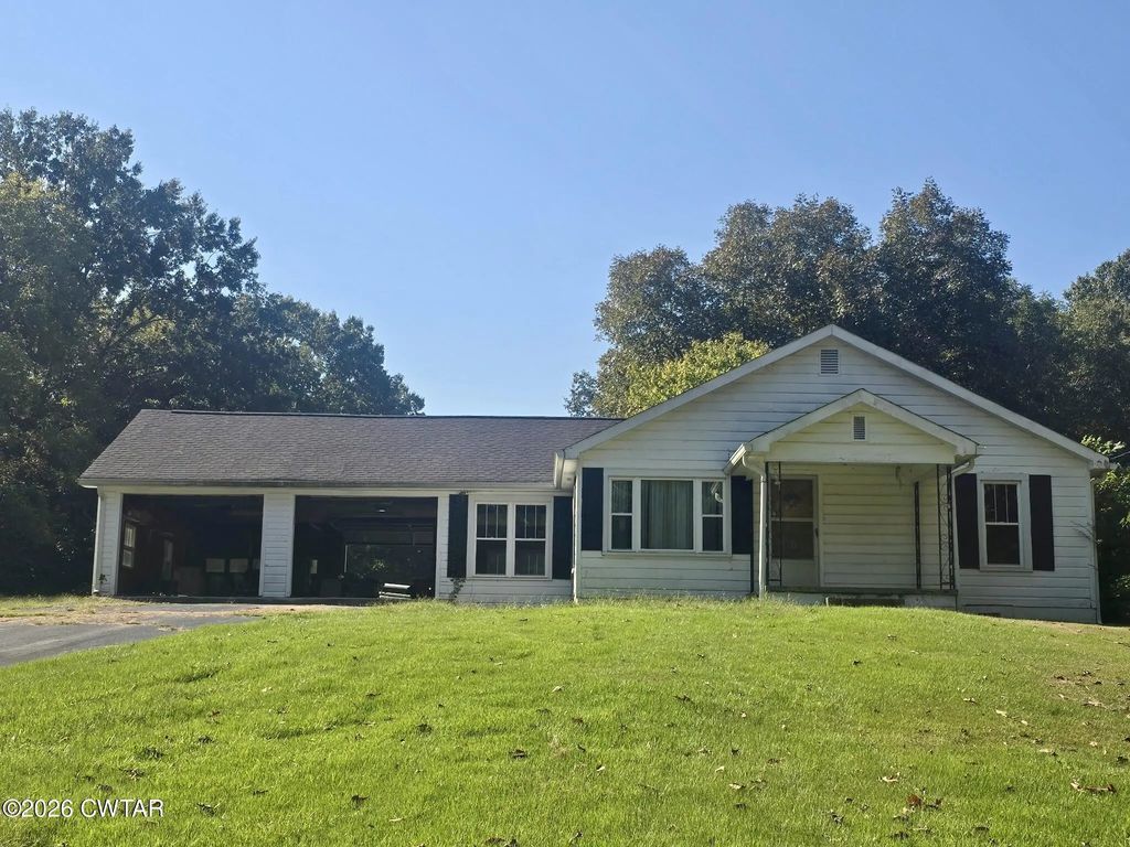 235 Adams Street, McLemoresville