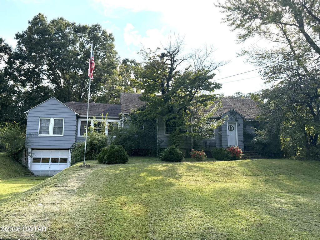 8045 N Main Street, Milan
