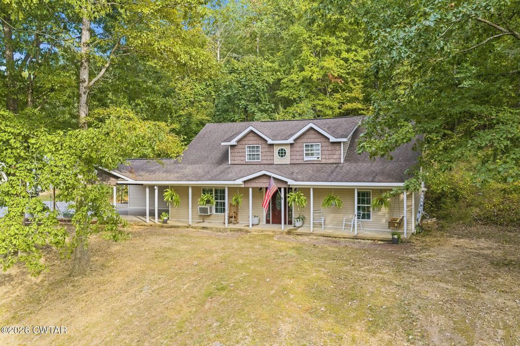 20 Spring Hollow Lane, Parsons