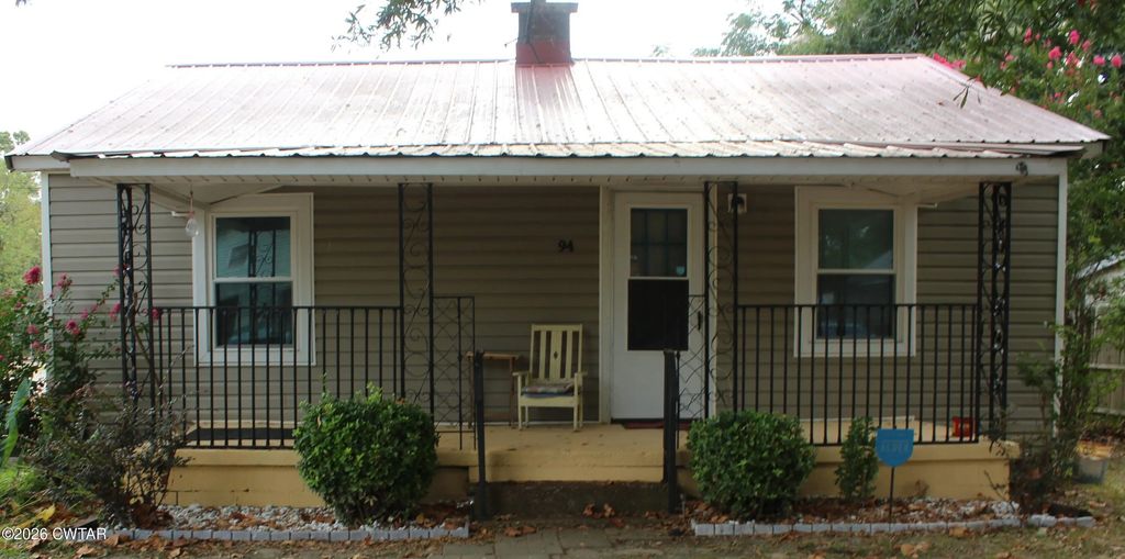 94 Holly Street, Jackson