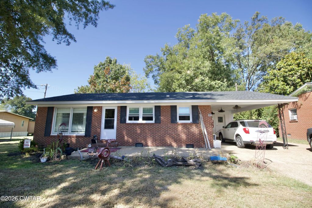 48 W Vine Street, Alamo