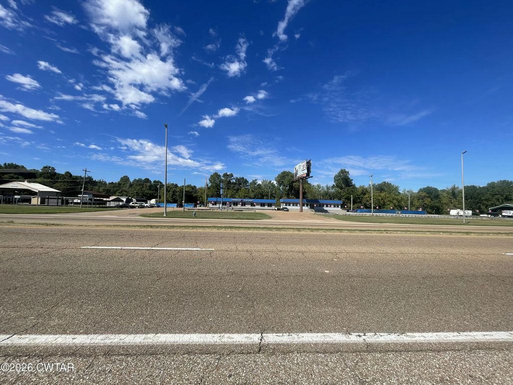 1089 S Highland Avenue, Jackson