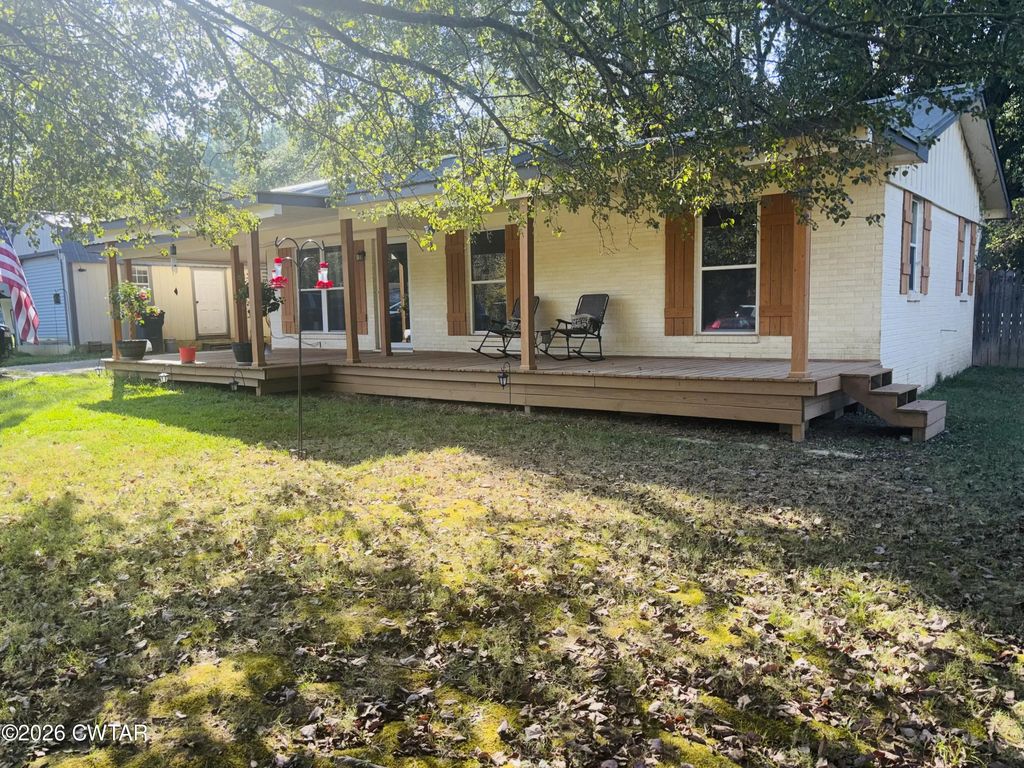 729 Blue Bonnett Lane, Bolivar