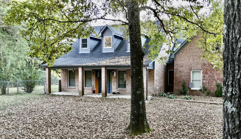 1125 Walton Road, Bolivar