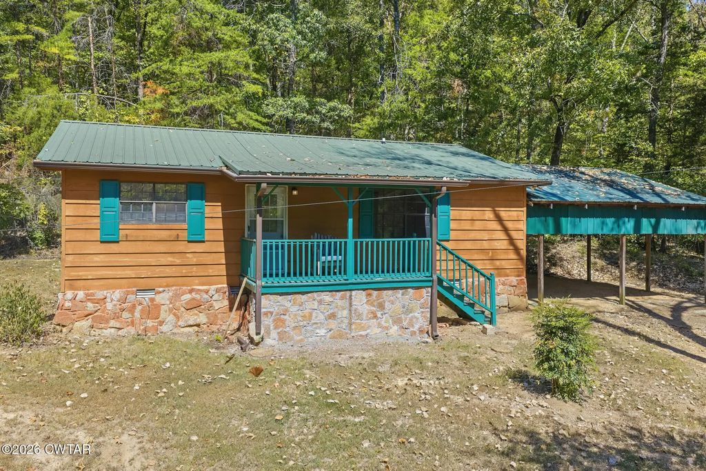 9512 Mt Carmel Road, Decaturville
