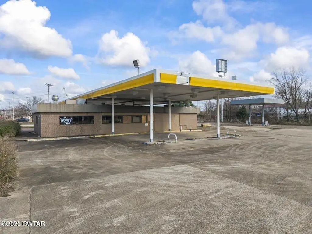 56 Kenworth Boulevard, Jackson