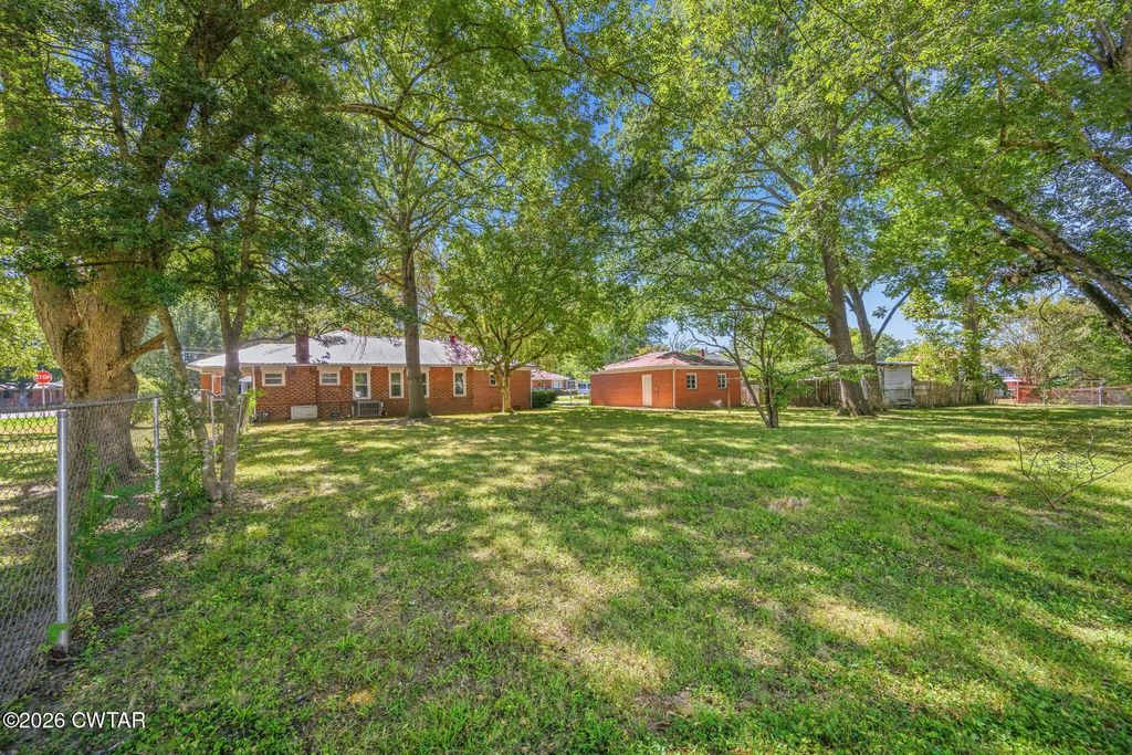 117 Carroll Street, Bruceton