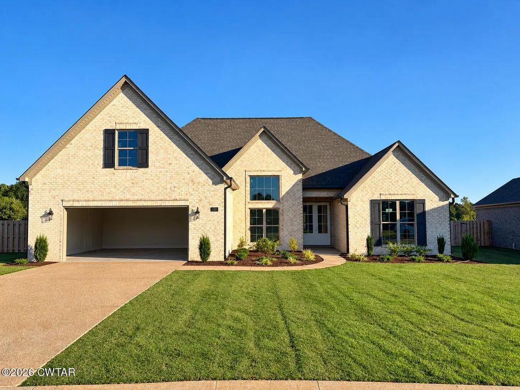 150 Roxbury Drive, Jackson