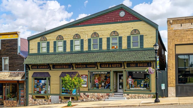 137 E Sheridan St, Ely