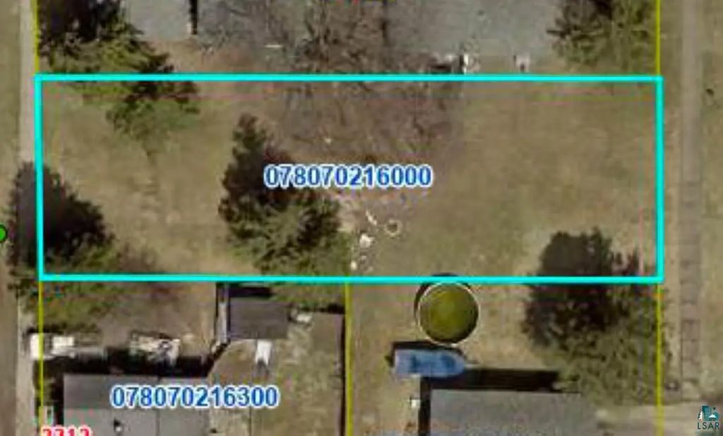 2307 Oakes Ave, Superior