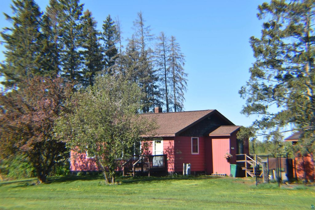 71435 Range Line Rd, Iron River