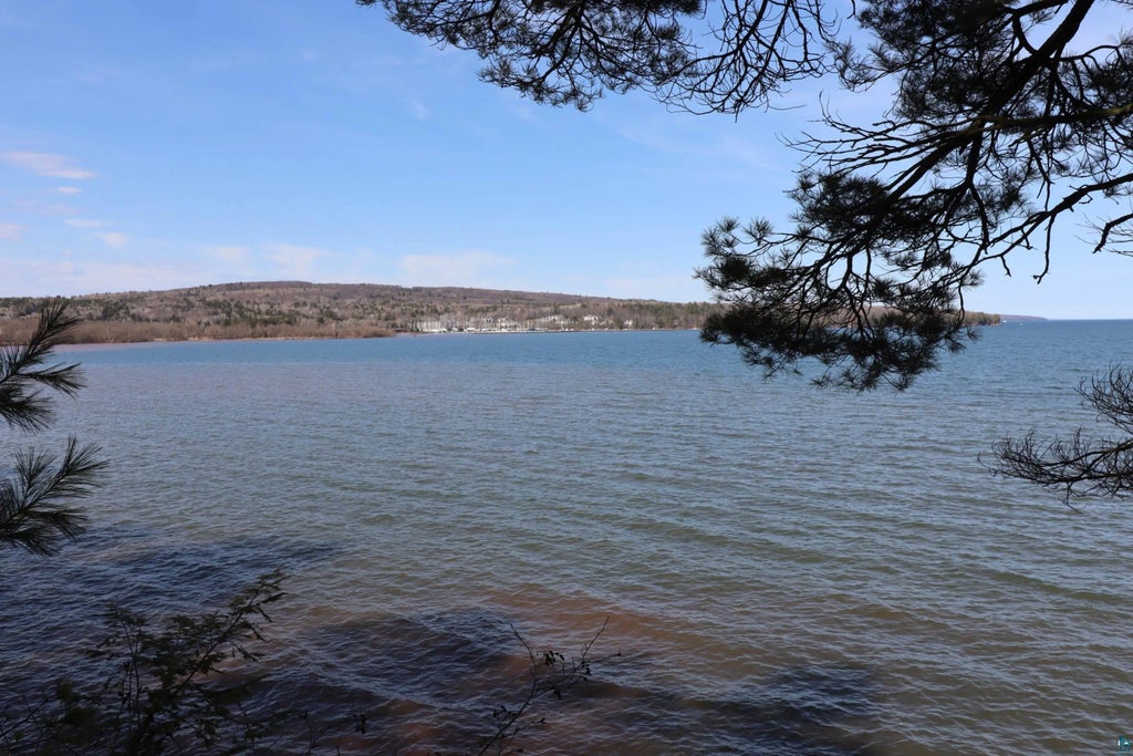 83xx State Hwy 13, Bayfield