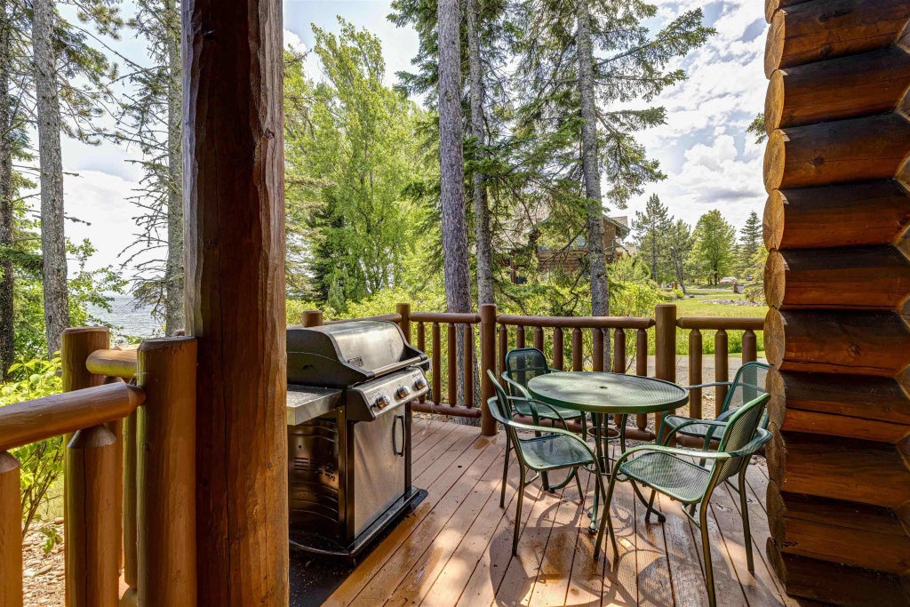 2826 Highway 61 410a, Two Harbors