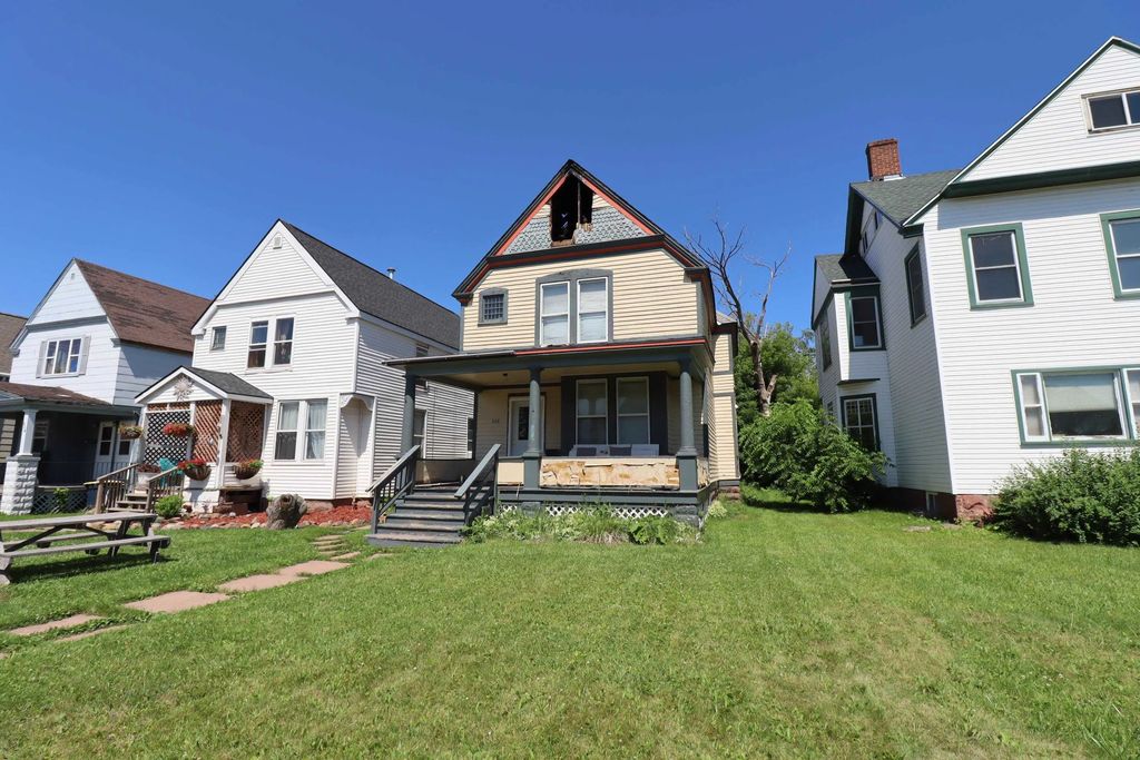 608 Prentice Ave, Ashland