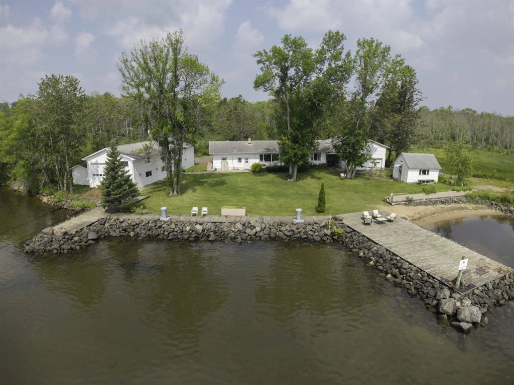 6431 Summit Ave, Washburn